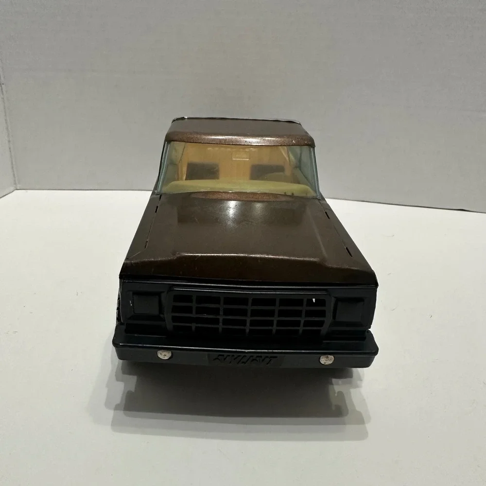 VTG Nylint Bass Chaser Ford Pickup Truck Pressed Steel Missing Camper Shell USA